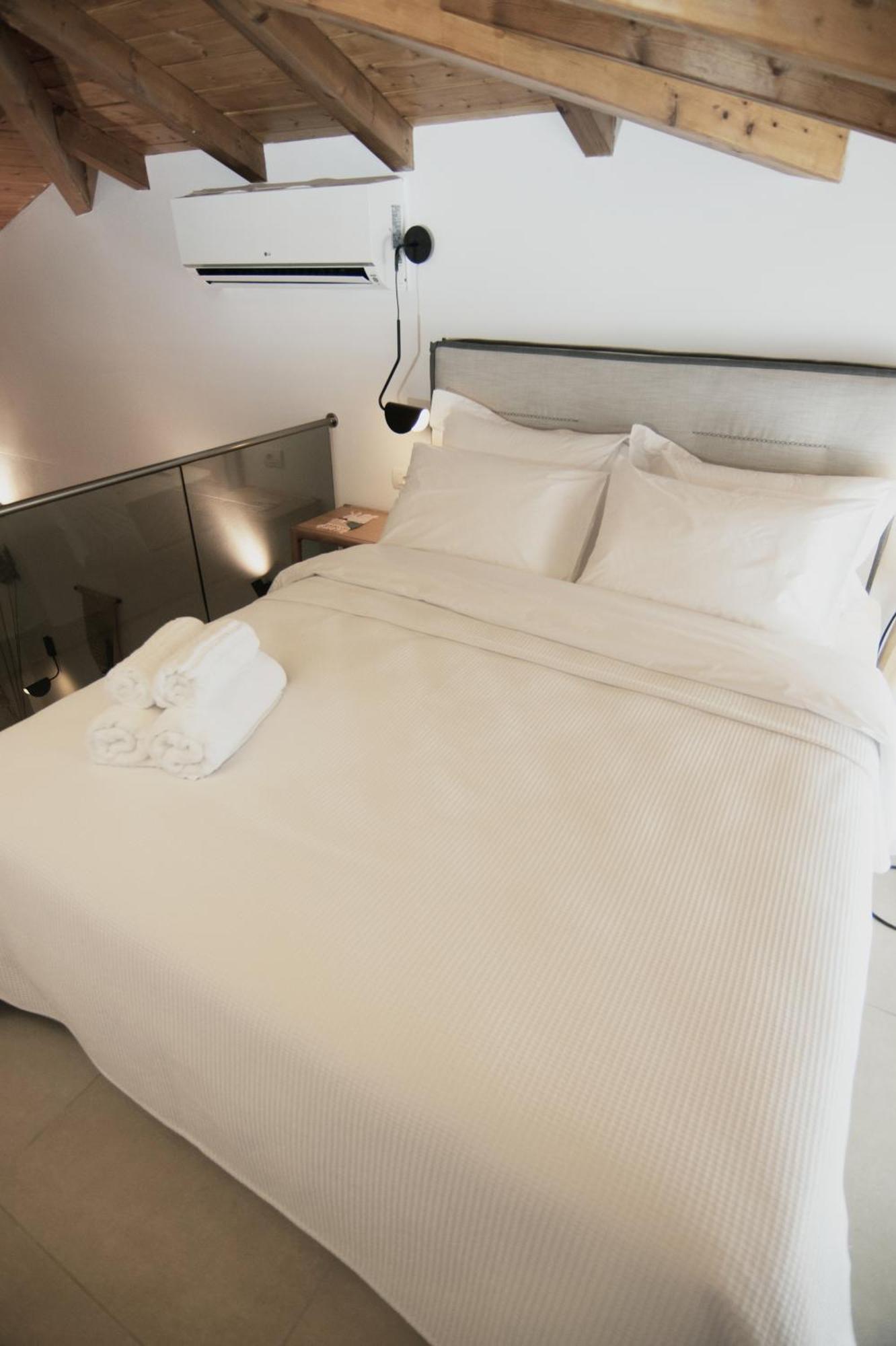 Iades Suites อาฟิโตส ภายนอก รูปภาพ