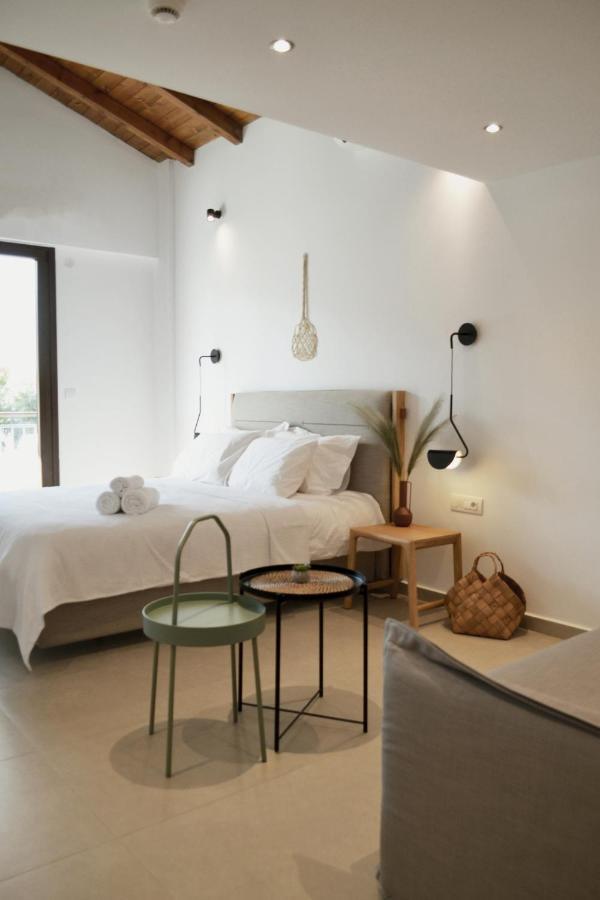 Iades Suites อาฟิโตส ภายนอก รูปภาพ