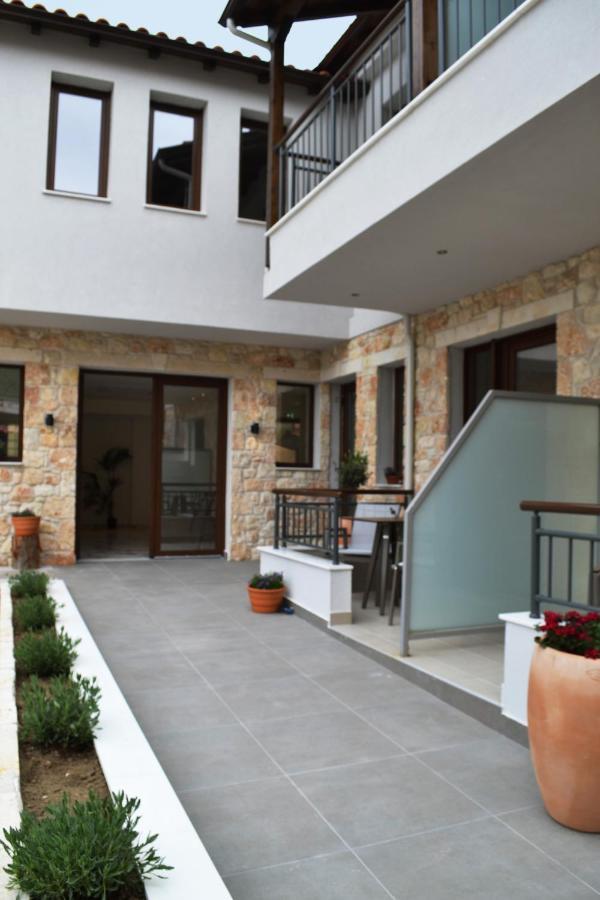 Iades Suites อาฟิโตส ภายนอก รูปภาพ